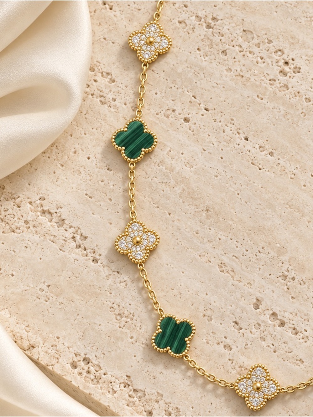 Gold and Green Clover Necklace Luxury Look - Picture 9 of 9